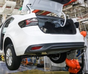 Recuo nas vendas externas pesa na indústria automotiva