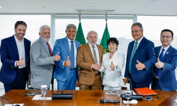 BYD anuncia 3 mil vagas e amplia fábrica