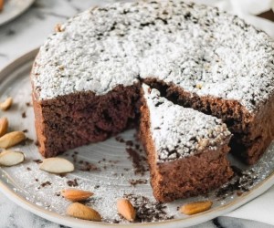 Torta caprese ganha espaço em cardápios profissionais