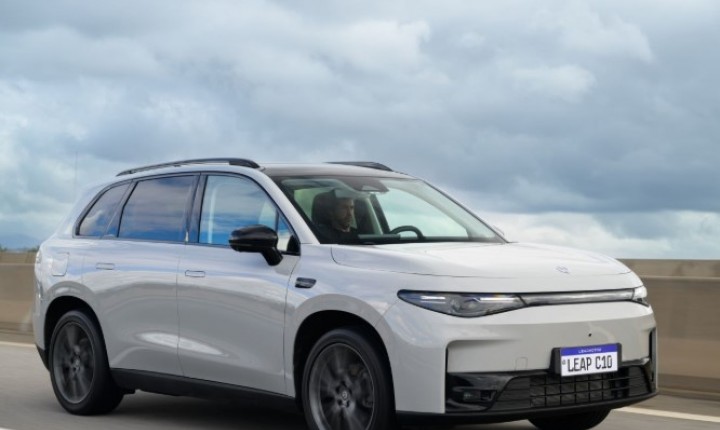 SUV Leapmotor C10 vence prêmio europeu