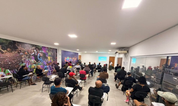 Capacitação e emprego mudam histórias em Floripa