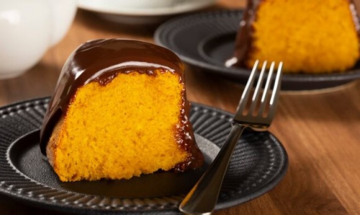 Conheça o segredo do bolo de cenoura perfeito