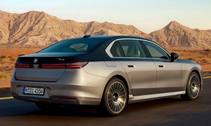 Sedã da BMW combina design e inovação