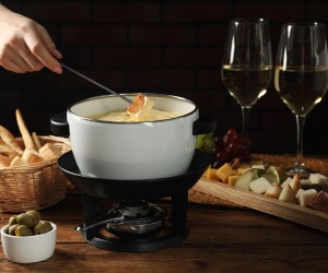Fondue brasileiro ganha versões mais sofisticadas