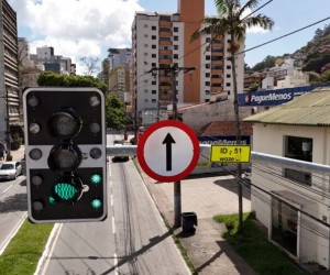 Botoeiras reforçam segurança perto da UFSC