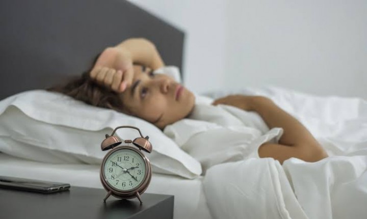 Dormir mal aumenta a fome? Por Gabriela Morateli dos Santos