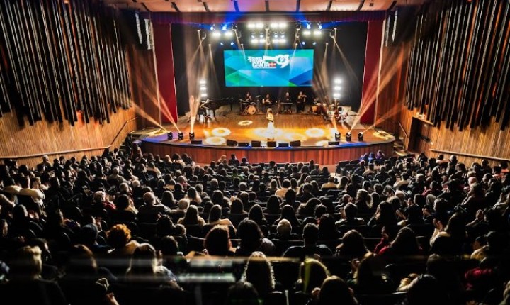 CIC recebe semifinal do Santa Catarina Canta
