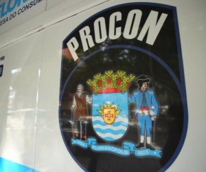 Procon faz mutirão para renegociar dívidas
