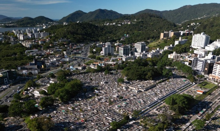 Cemitérios ampliam horários para o Dia de Finados