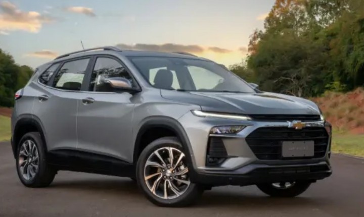 SUVs a combustão perdem 7% do valor em um ano