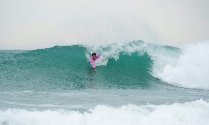 Joaquina recebe etapa internacional de bodysurf