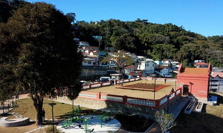 Mais vida ao Monte Serrat