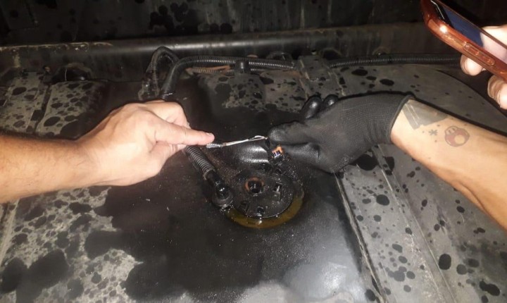 Caminhões da coleta de lixo são alvo de depredações