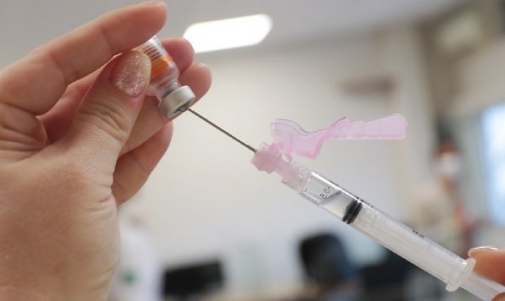 Pedestres com 60 anos ou mais serão vacinados a partir desta terça feira, 04/05