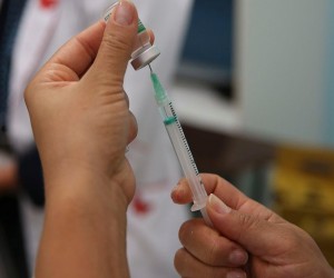 Vacinação será em drive-thrus e pontos fixos nesta quinta, 20