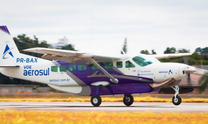 Aeroporto de Florianópolis terá voo direto para Curitiba