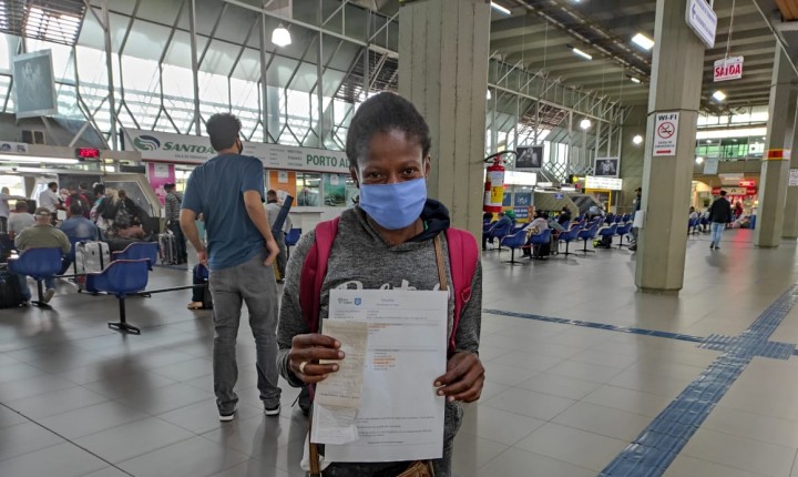 Após acolhimento pela Sec. Assistência Social, pessoas em situação de rua retornam para sua cidade natal