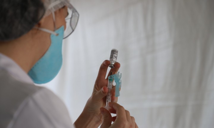 Nesta 2a feira, segue a vacinação de 47 anos ou + 