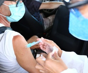 Florianópolis chega a marca dos 300 mil vacinados