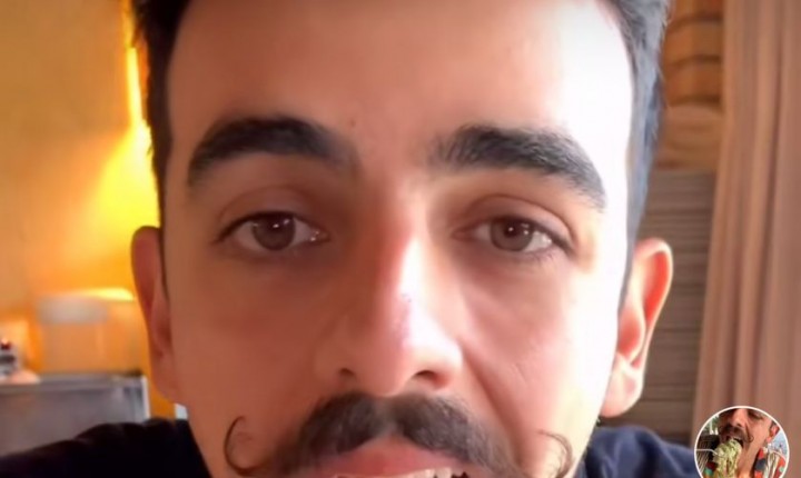 Mustache se esbalda com os frutos do mar no Antonio`s Restaurante