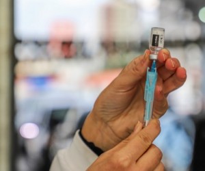 Neste sábado, 09, tem doses de reforço para profissionais da Saúde e 2ªs doses