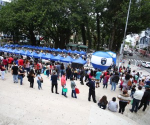 Mais de 15 mil pessoas buscaram vagas na Capital