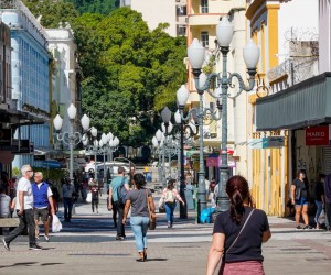 Comércio tem horário estendido