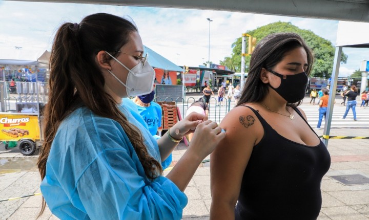 Saiba onde se vacinar nesta quinta, 16