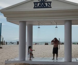 O que há por trás do chuveiro da Havan?