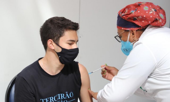 Saiba quem pode receber a vacina nesta terça, 11