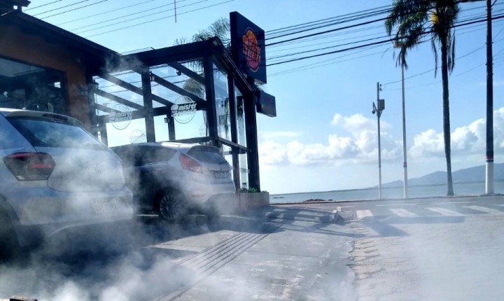 ATUALIZAÇÃO: Rede de esgoto rompe e autuação gera dúvidas na Capital