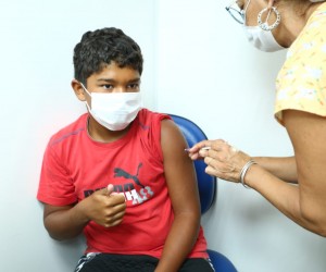 Vacinação de crianças será realizada em pontos fixos nesta quinta, 10