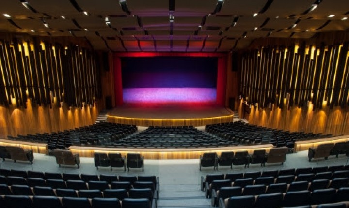 Teatro do CIC volta a receber espetáculos com capacidade total de público