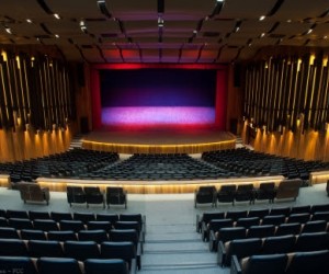 Teatro do CIC volta a receber espetáculos com capacidade total de público