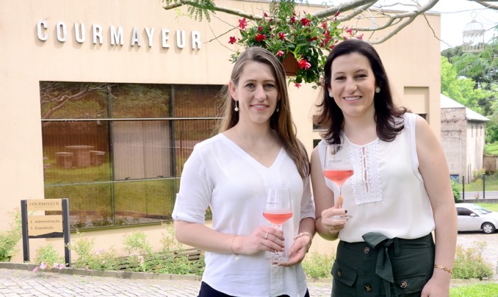 A vinícola que tem mãos femininas da produção a venda