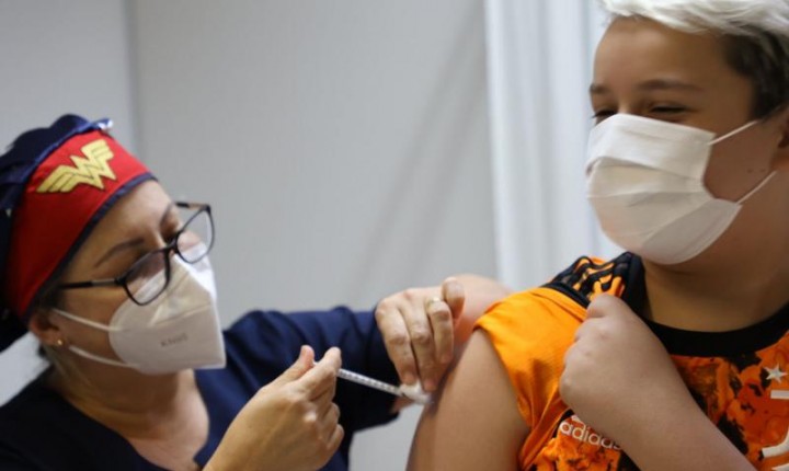 Confira quais são os pontos de vacinação deste sábado, 19, na capital