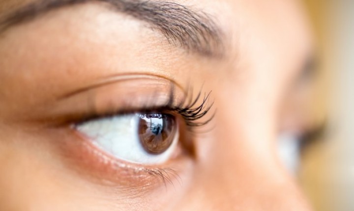 Alerta para doença ocular com números crescentes