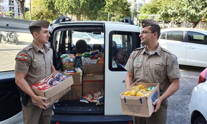  PMSC entrega 400 quilos de alimentos à instituições