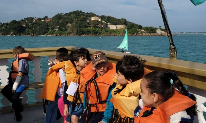 Escola do Mar realiza ações educativas alusivas ao Dia Mundial dos Oceanos