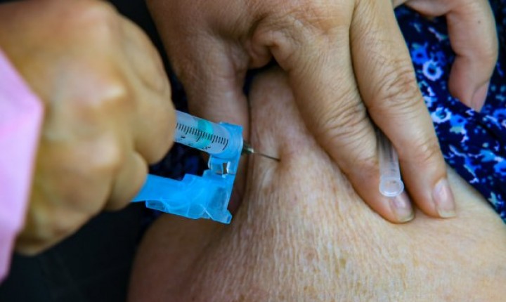 Esforço para vacinar a população continua 