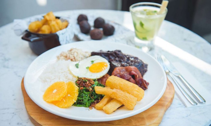 Feijoada é um dos sucessos do Osli Restaurante