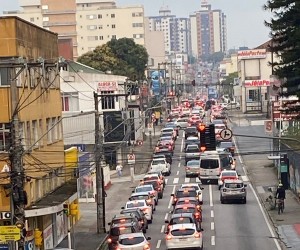 Transito travado em toda área continental 