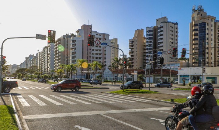 Motociclistas terão espaço delimitado próximo a semáforos 