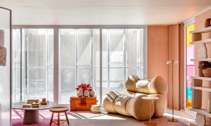 Arquitetura nômade na “Casa Vou de Rosa”