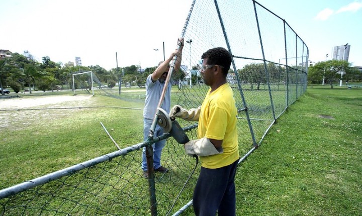 Parque de Coqueiros passa por revitalização