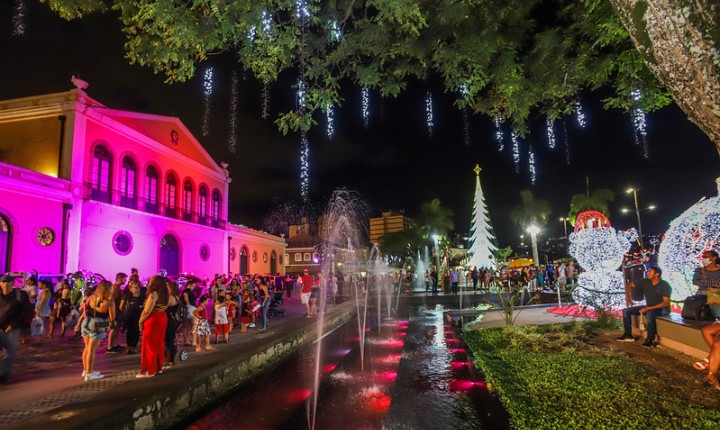 Floripa está iluminada para o Natal