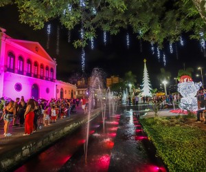 Floripa está iluminada para o Natal