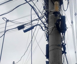 Celesc é notificada pela PMF por fiação irregular