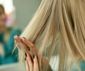 Cortar os cabelos faz mesmo com que eles cresçam?