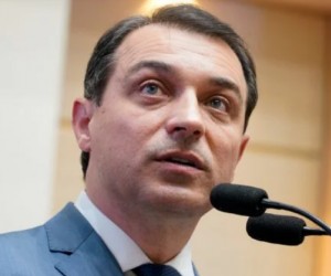 As pretensões políticas de Carlos Moisés, e mais! 